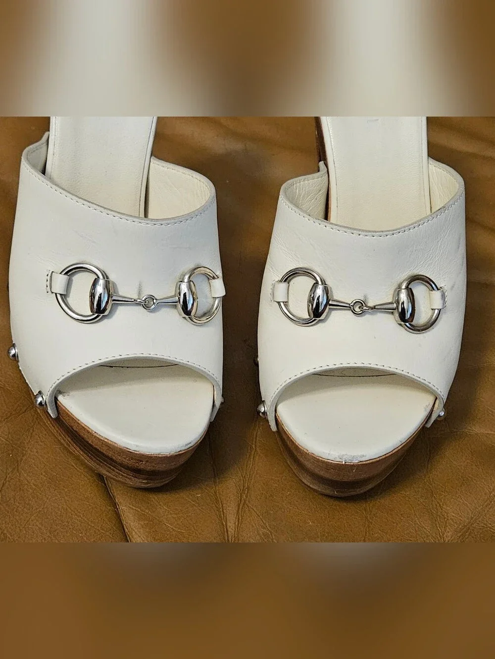 GUCCI Off-White Leather Studded Platform Mule Heels Size 5 US